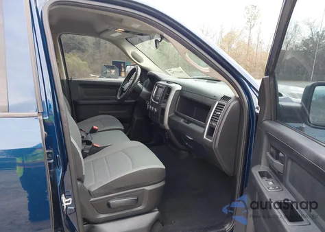 2021 Ram 1500 Classic Tradesman 4X2 5'7 Box z USA, uszkodzony, nr VIN 3C6RR6KT5MG713976